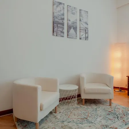 Apartamento Bauhaus Literary *