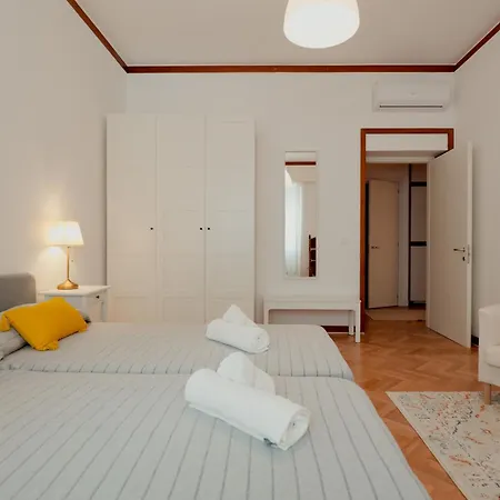 Bauhaus Literary Apartment *