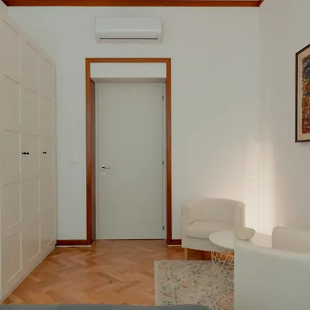 Apartman Bauhaus Literary *