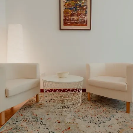 Bauhaus Literary Apartment Triest